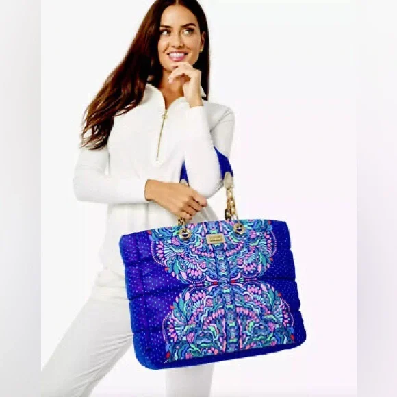 Lilly Pulitzer Baytown Puffer Tote Cabochon Purple Bonita Babe Engineered - Picture 2 of 5